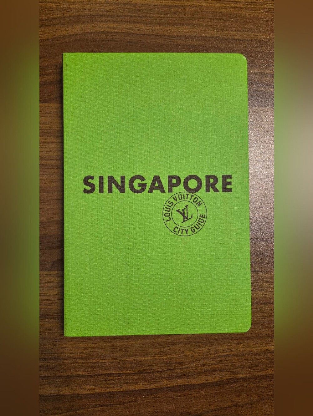 Louis Vuitton City Guide Singapore Travel Book 2020 Collector Edition
